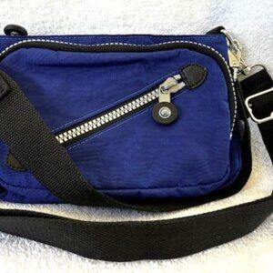 kipling New Milos dual strap crossbody/shoulder bag in Rapid Navy NWT